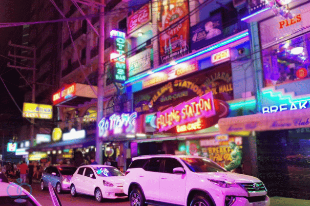 フィリピンの繁華街のイメージ写真