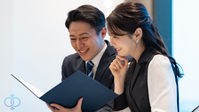 デートするカップル